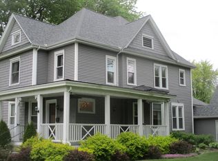 114 E Barker St, Tuscola, IL 61953