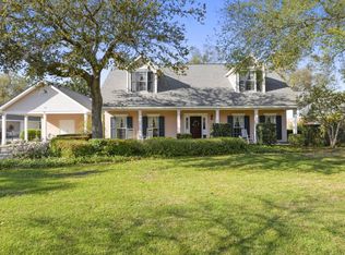 1415 E 2nd St, Pass Christian, MS 39571