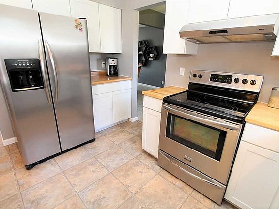 5th image of 2113 Vancouver Dr