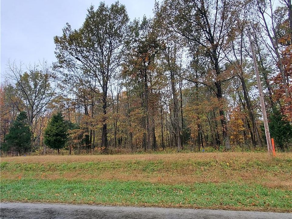 2nd image of LOT 2 N 600th St