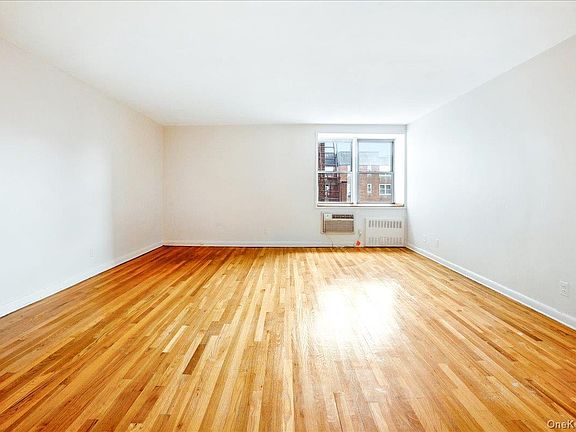 3rd image of 2 Sadore Lane #6M