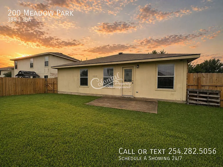 200 Meadow Park Dr — Photo 12