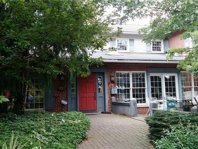 Centreville Pike, Slippery Rock, PA, 16057