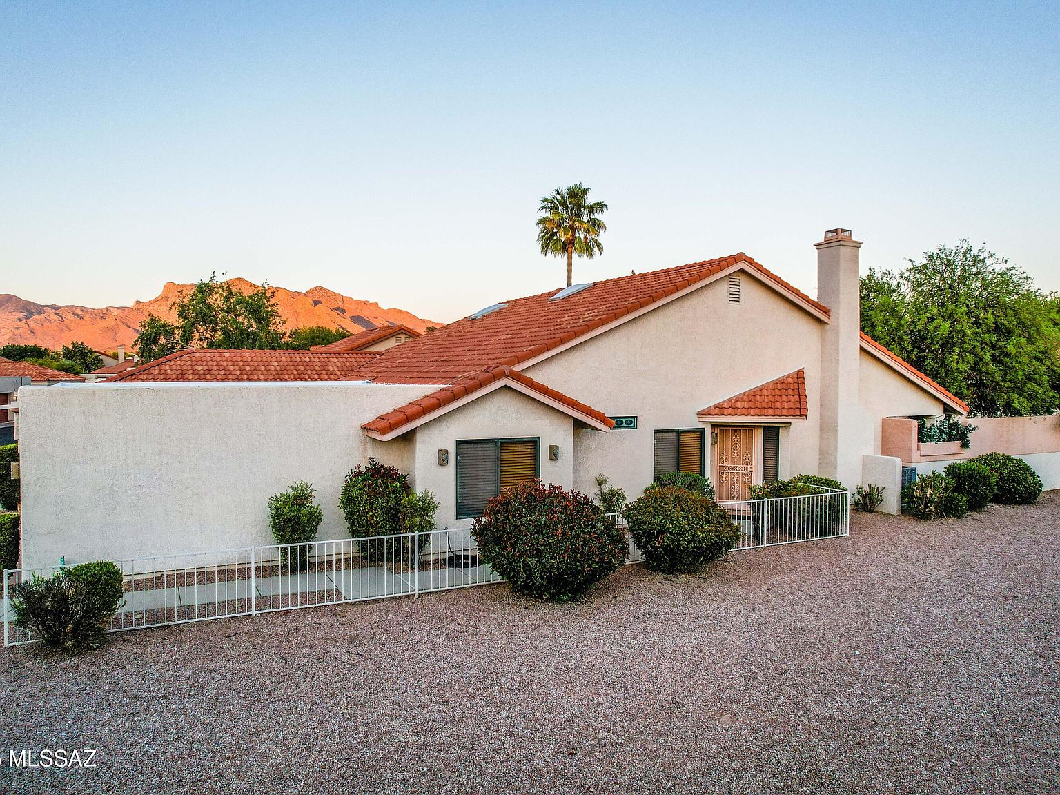 2429 W Tom Watson Dr