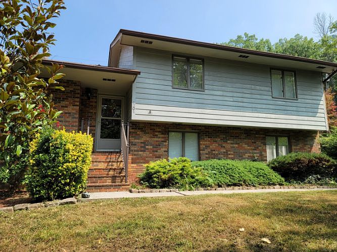 1st image of 1204 Deerfield Ave