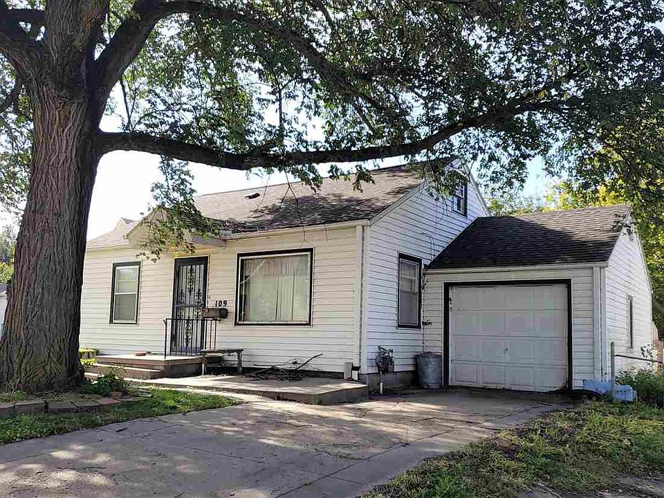 109 N 11th St Beatrice NE 68310 Zillow