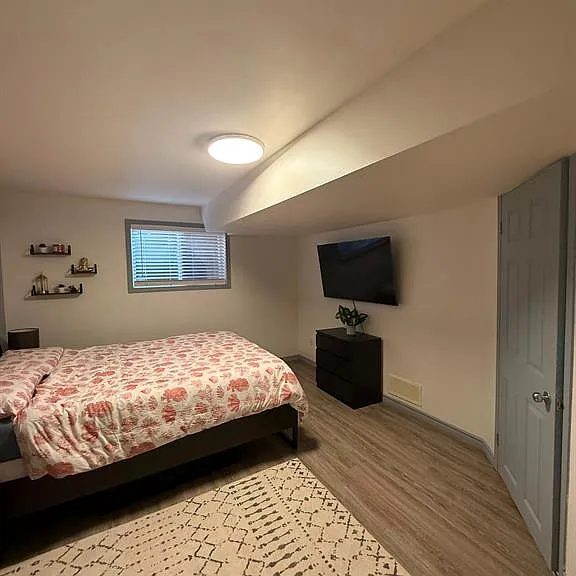 1509 Durocher Dr — Photo 24