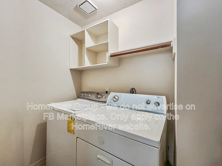 9343 Starfire Ln — Photo 10