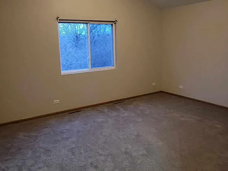 2603 Cobblestone Ct — Photo 4