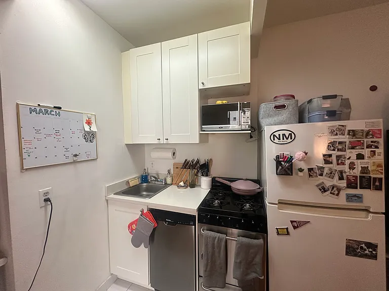 77 Saint Marks Pl #5S — Photo 5