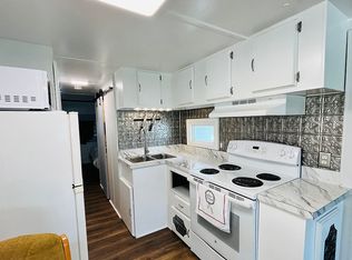 45 N Eagle Point, Osteen, FL 32764