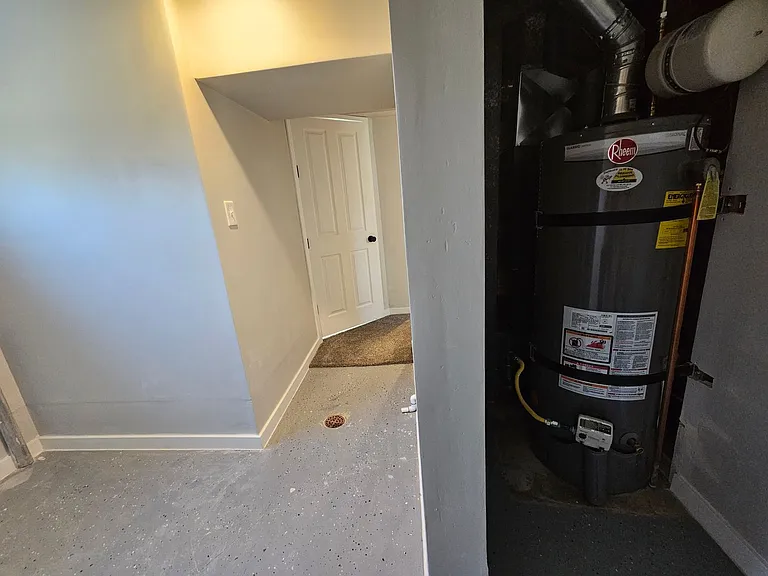 435 W 1250 S — Photo 24