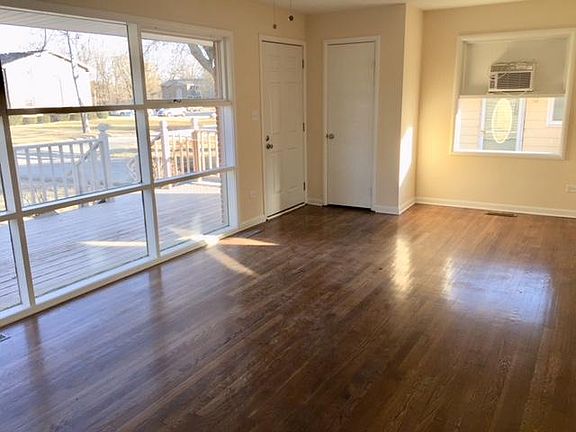 5th image of 1034 Park Ave