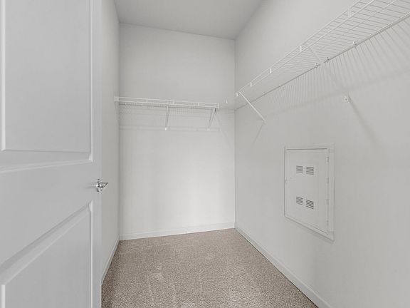 5th image of 120 Grove Cir APT 301