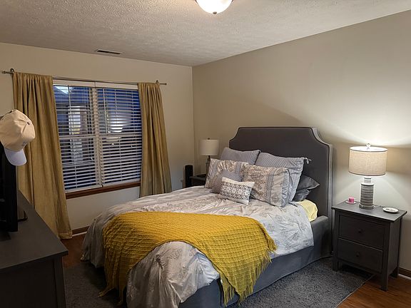 2nd image of 10718 Emery Way