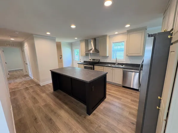 17311 E Us Highway 40 #I31, Independence, MO 64055