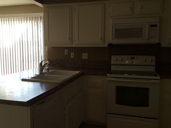5th image of 4962 Roswell St