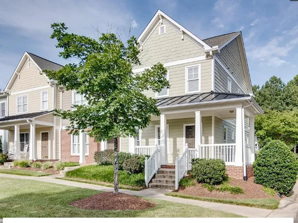 11030 David Stone Dr, Chapel Hill, NC 27517