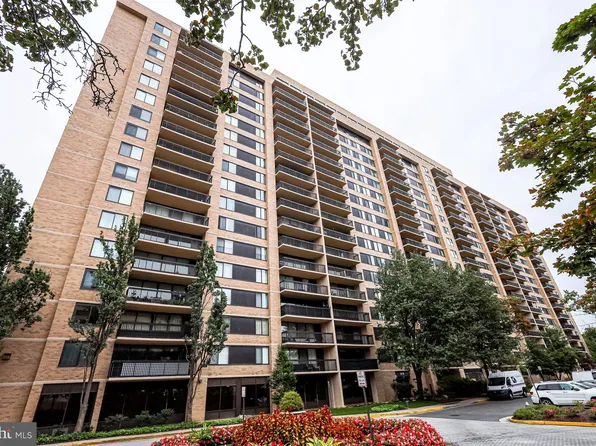 3713 George Mason Dr #713, Falls Church, VA 22041