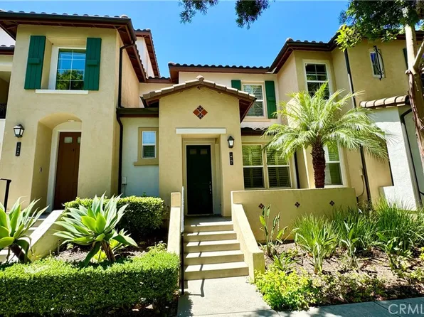 235 Dewdrop, Irvine, CA 92603