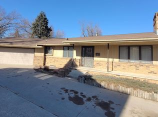 620 6th Ave, Sheldon, IA 51201