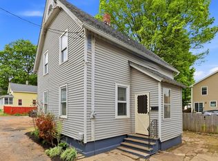 9 Owens Pl, Holyoke, MA 01040