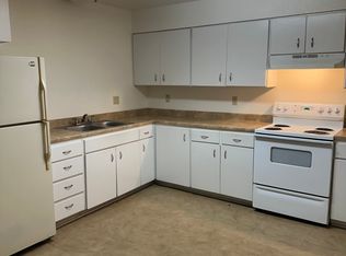 114 La Vega Dr SW #B, Albuquerque, NM 87105