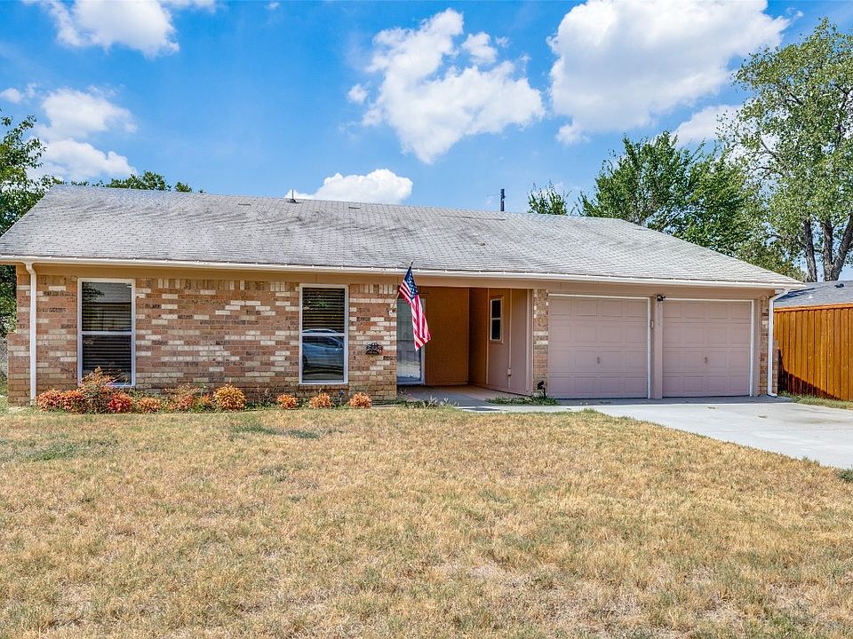 1st image of 4504 Windy Ln
