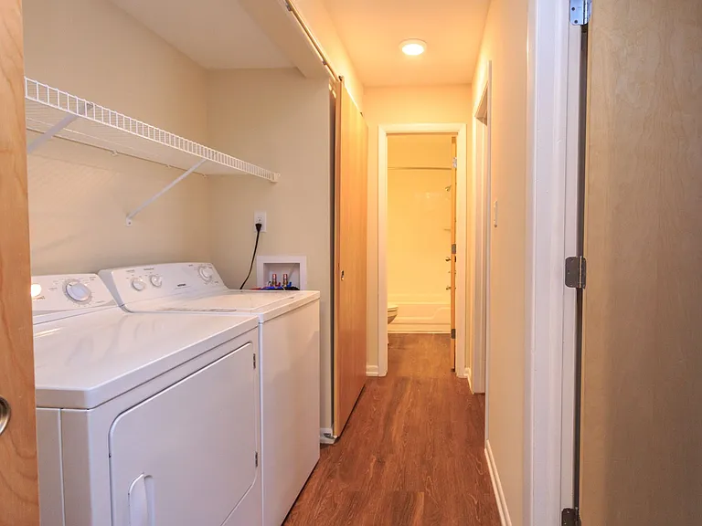 Broad Ripple Flats — Photo 8