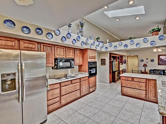 4th image of 14203 W Parkland Dr