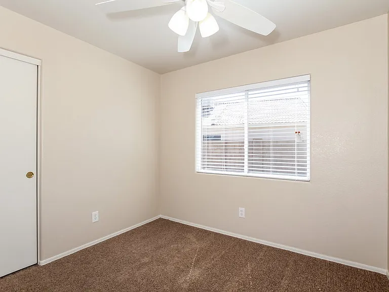 3618 W Tina Ln — Photo 10