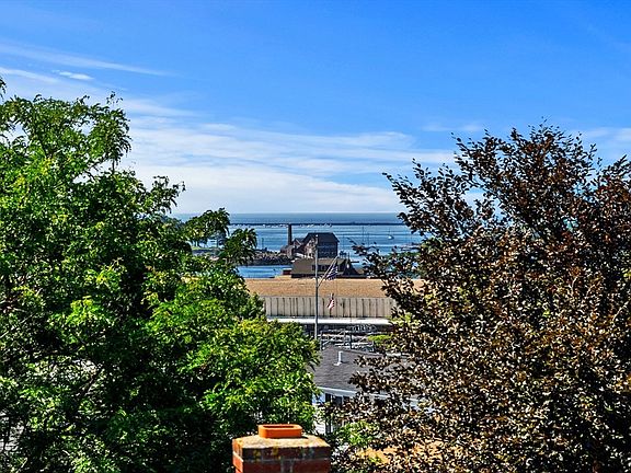 3rd image of 137 Prospect St