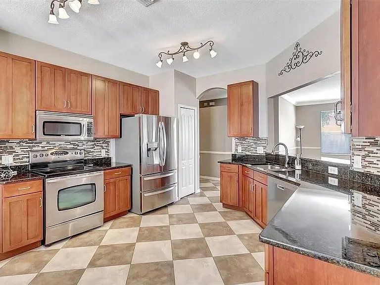 8209 Water Tower Dr — Photo 3