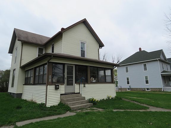 2nd image of 501 N Main St