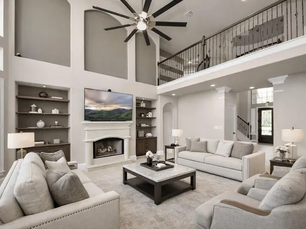 8447 Roland Canyon Dr, Cypress, TX 77433