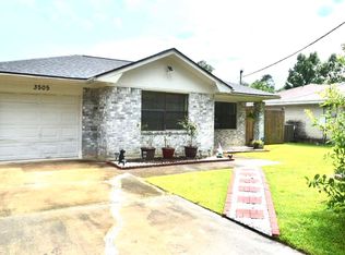 3505 Bennett Rd, Beaumont, TX 77708