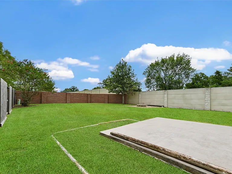10947 Redstone Ct — Photo 27