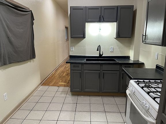 5th image of 2477-2479 N 6th St