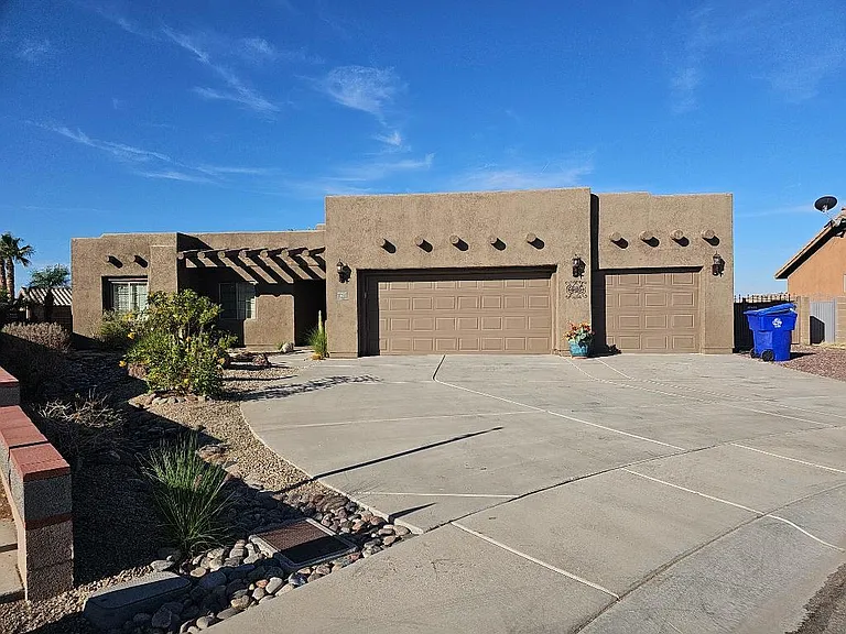 11801 E Eclipse Ct — Photo 1