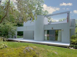 67 Tripp St, Mount Kisco, NY 10549