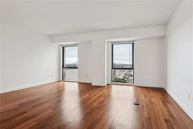 2 bed, 2.5 bath, 1533 sqft, $9,000 — Photo 2