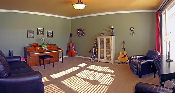 3rd image of 4422 S Williamson Ln