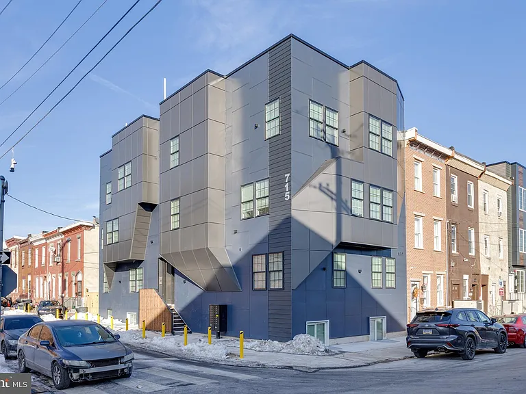 715 W Cumberland St #8 — Photo 6