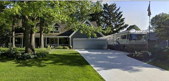2nd image of 15290 Canary Dr