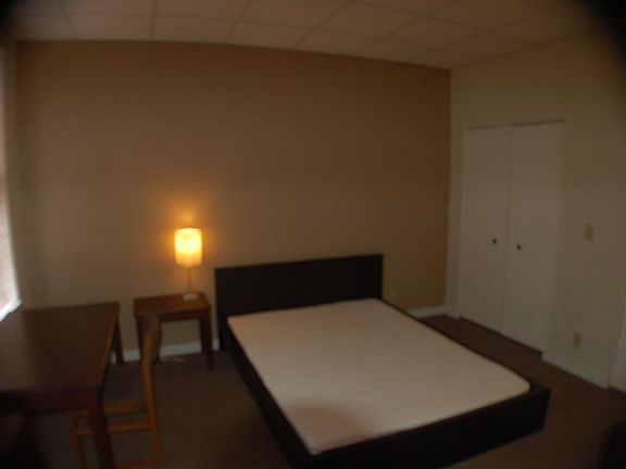 4th image of 2409 Vine St #1
