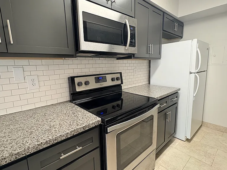 2514 Raber Rd #D — Photo 9
