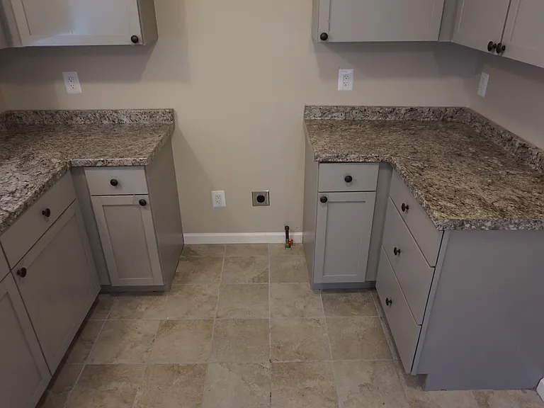 26102 Carlysle St — Photo 15