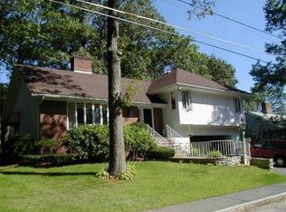 380 Porter St, Melrose, MA 02176