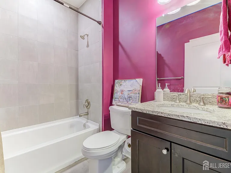6 Michelangelo Dr S — Photo 27