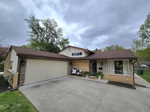 12344 Malburg Dr, Sterling Heights, MI 48313